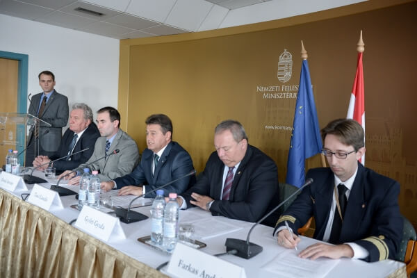 Egyszerűsödő ügyintézés a Nemzeti Közlekedési Hatóságnál is