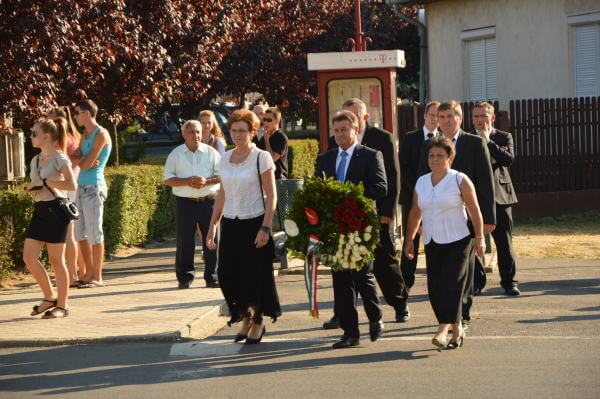 Szent István király és az új kenyér ünnepe Nyíradonyban